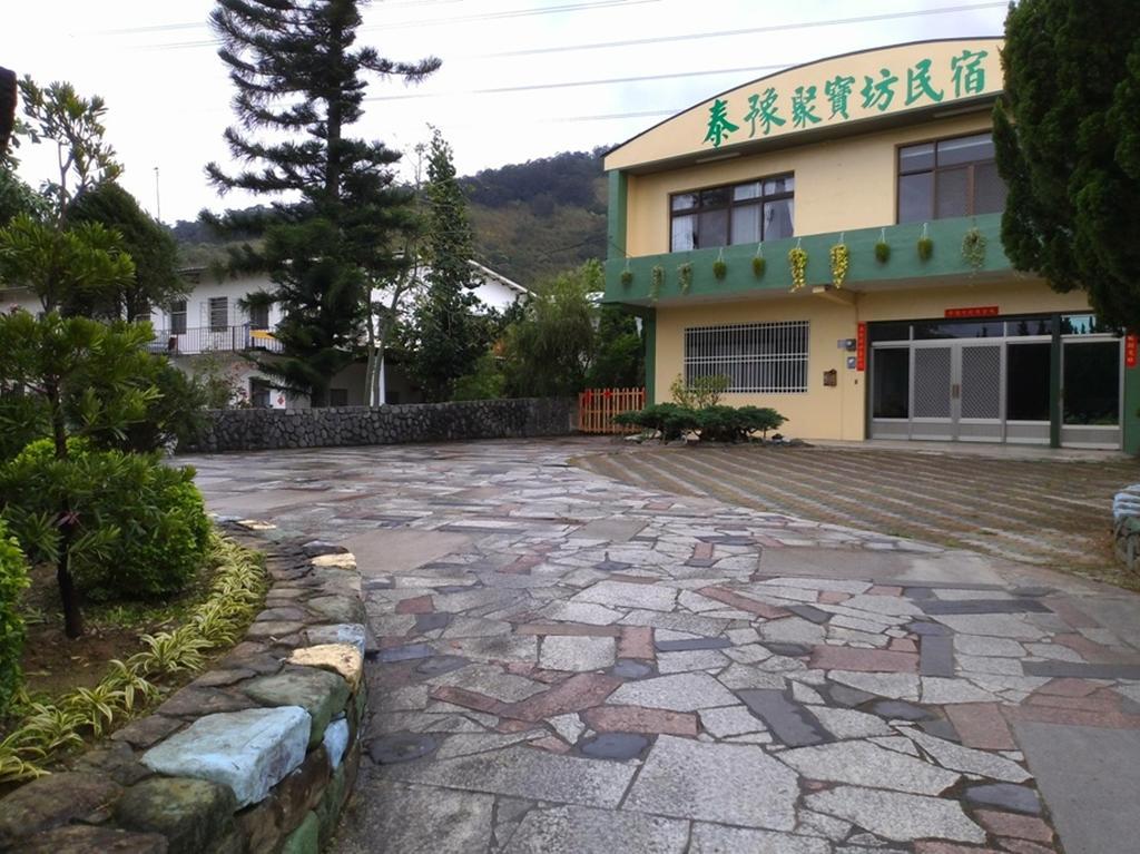 Tai Yu Ju Bao Fang B&B Luye Exterior foto